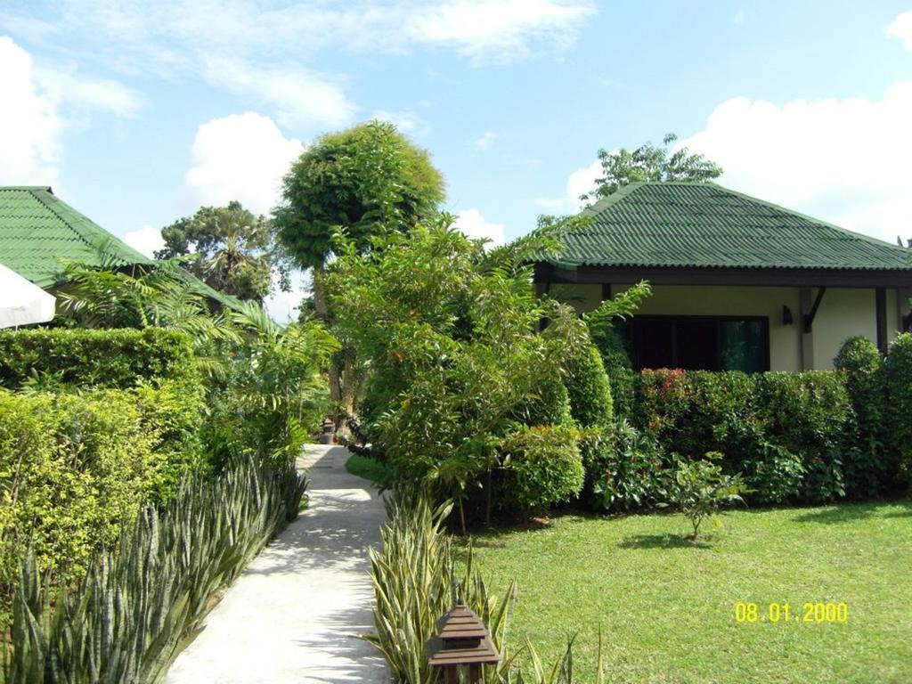 Rawai Boutique Resort Phuket Bagian luar foto